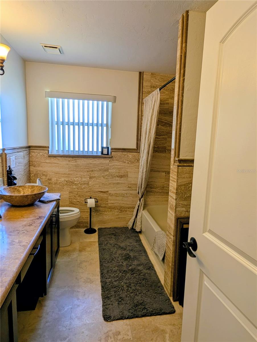 Image 18 of 49 For 1235 Hartford Street