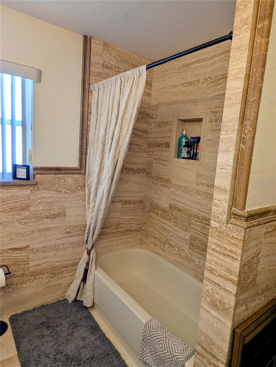 Image 19 of 49 For 1235 Hartford Street