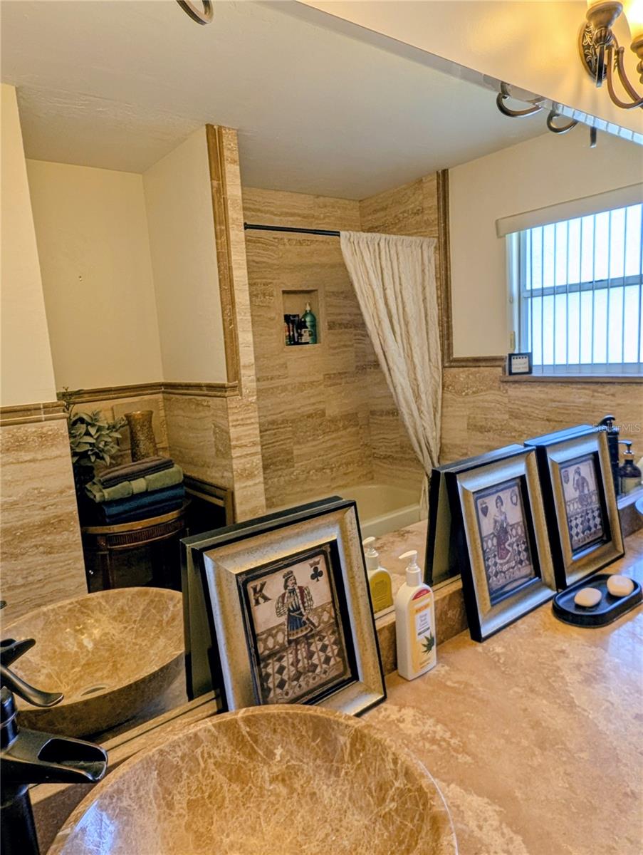 Image 20 of 49 For 1235 Hartford Street