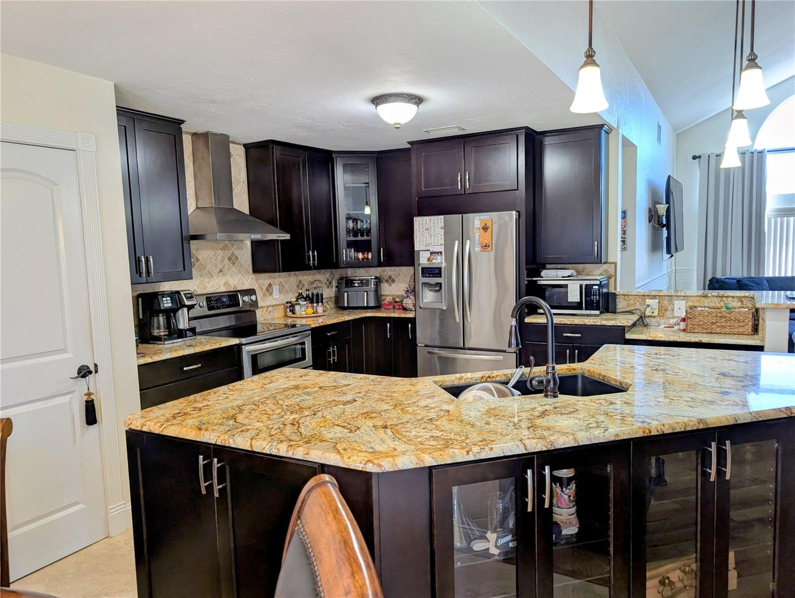 Image 5 of 49 For 1235 Hartford Street