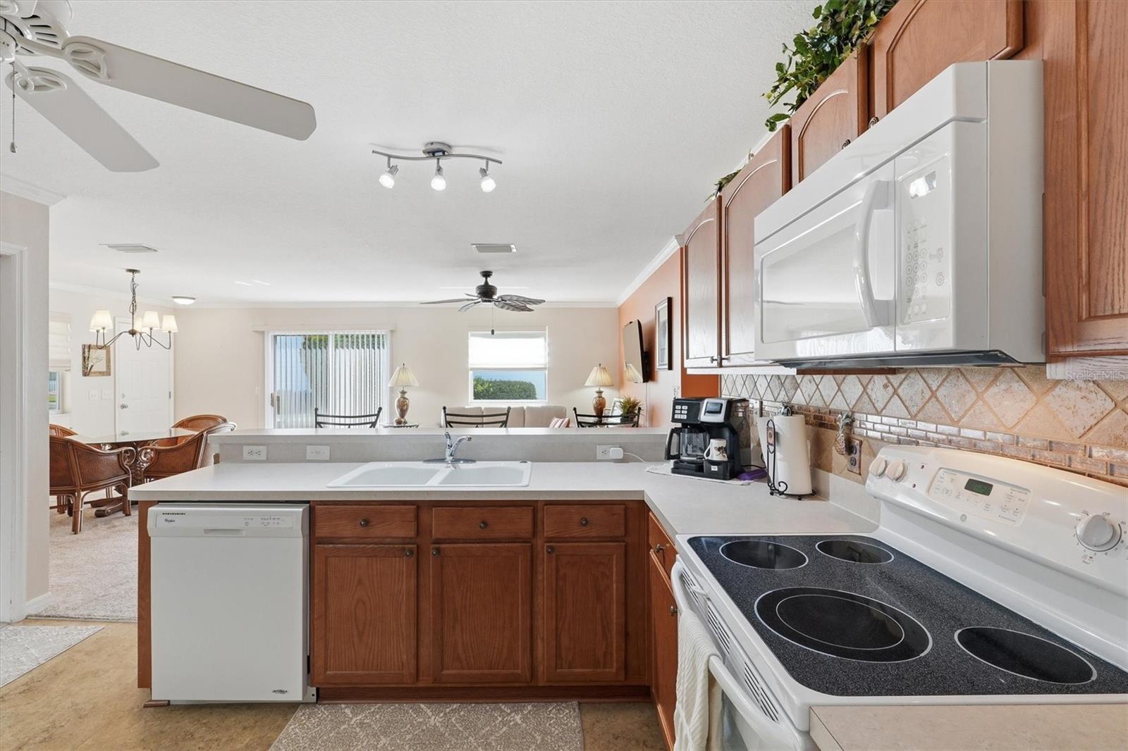 Image 20 of 42 For 1402 Bunker Lane