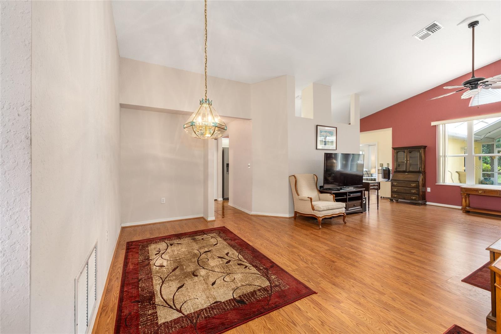 Image 18 of 62 For 11416 Sw 69th Cir
