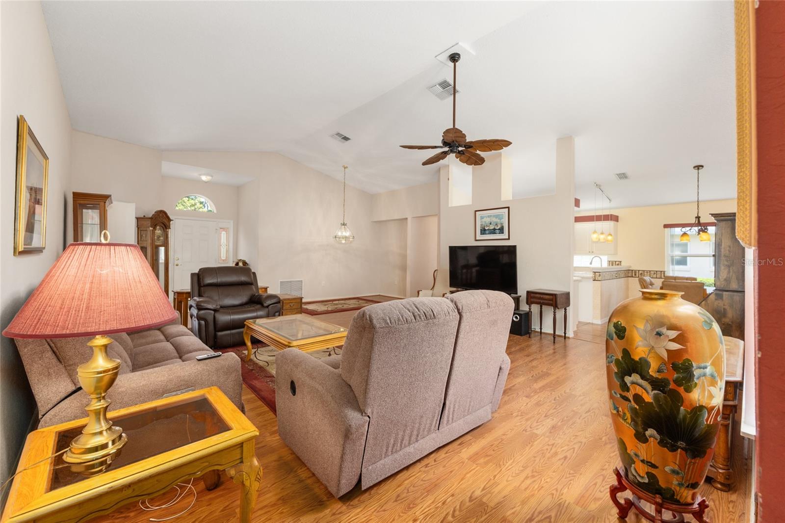 Image 21 of 62 For 11416 Sw 69th Cir