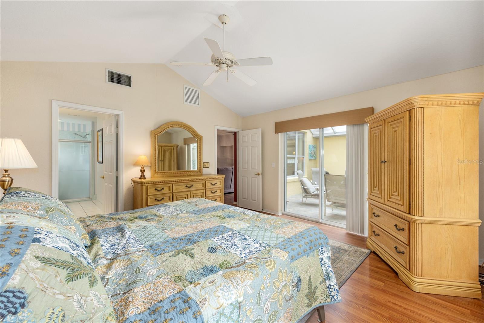 Image 32 of 62 For 11416 Sw 69th Cir