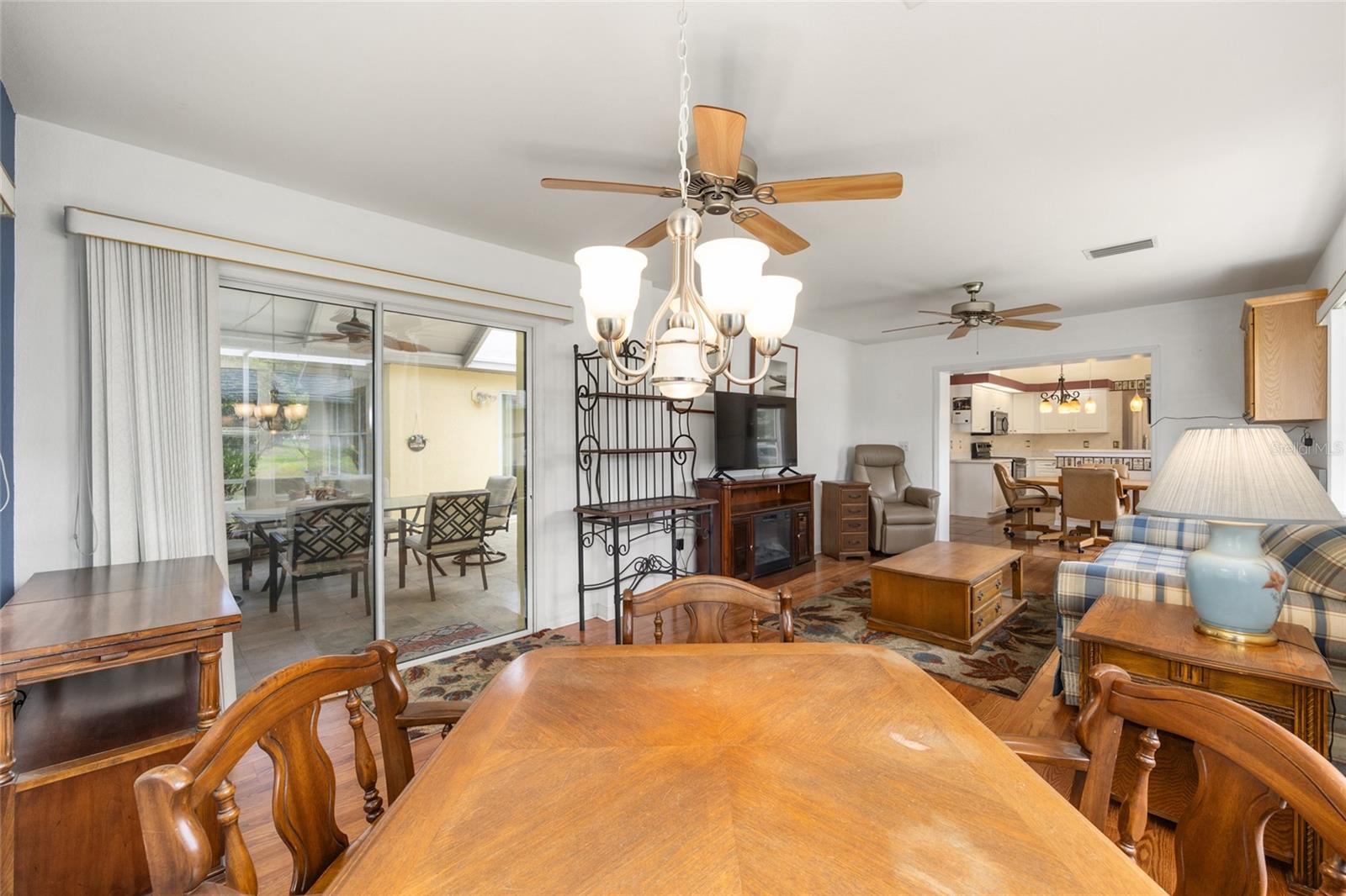 Image 37 of 62 For 11416 Sw 69th Cir