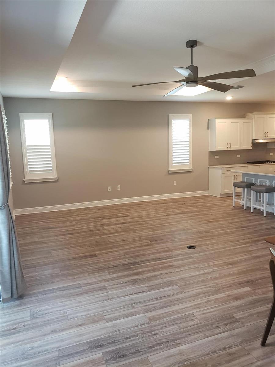Image 11 of 21 For 9013 79th Lane