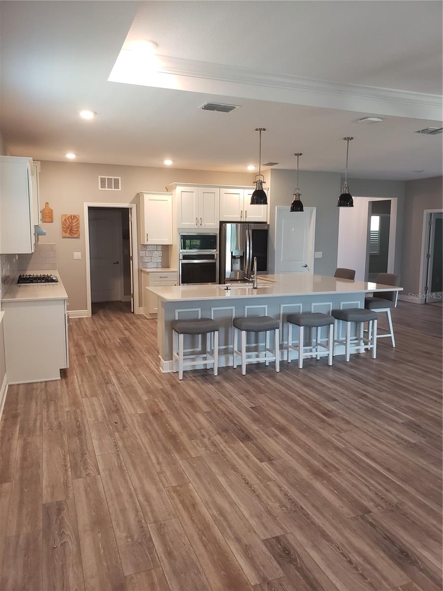 Image 5 of 21 For 9013 79th Lane