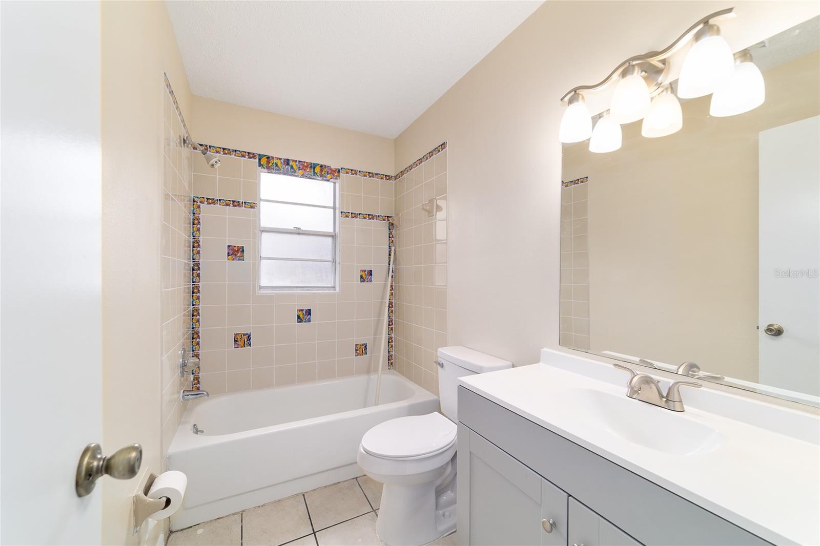 Image 7 of 14 For 1810 29th Place