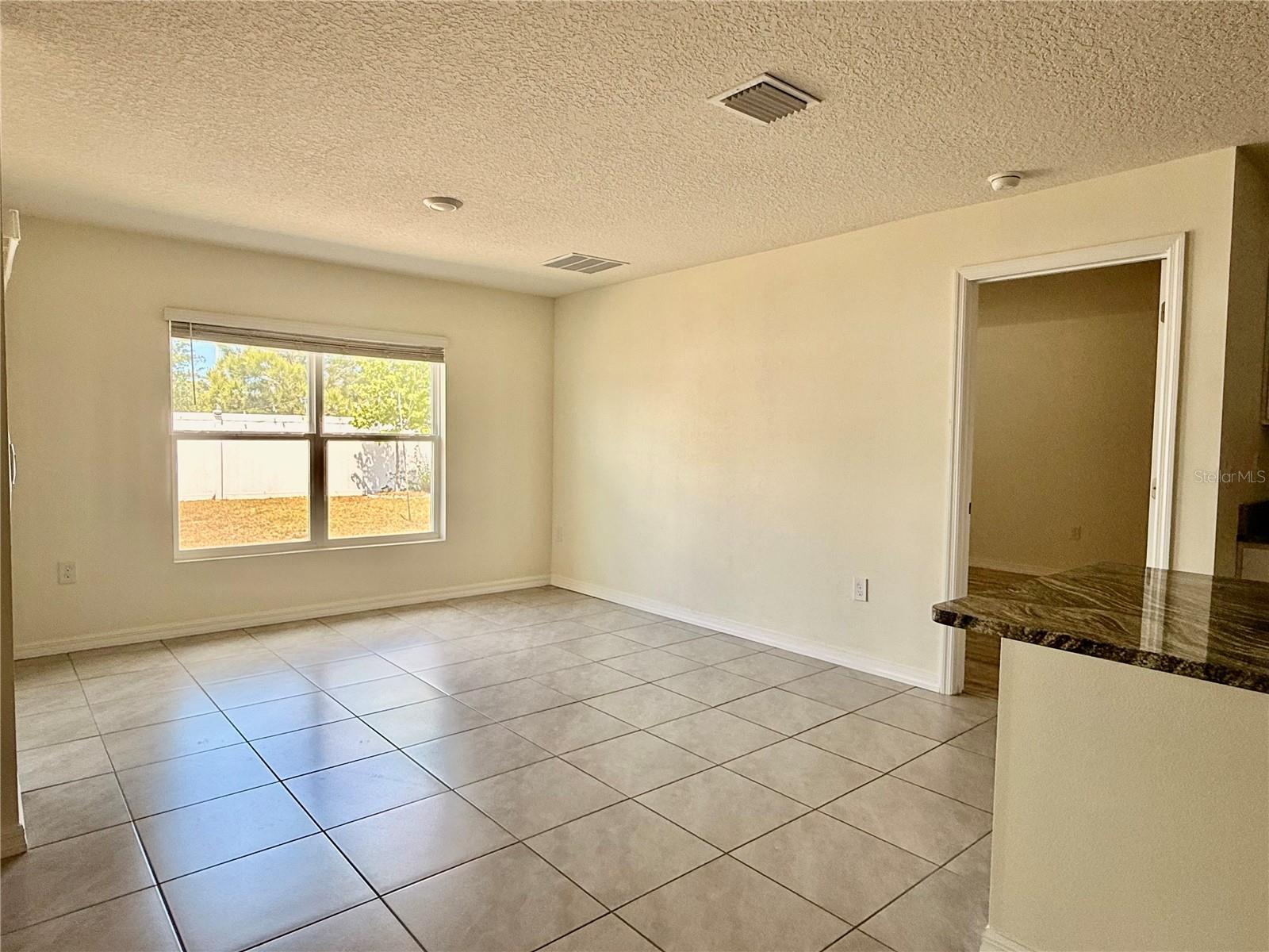 Image 4 of 16 For 4119 Autumn Amber Drive