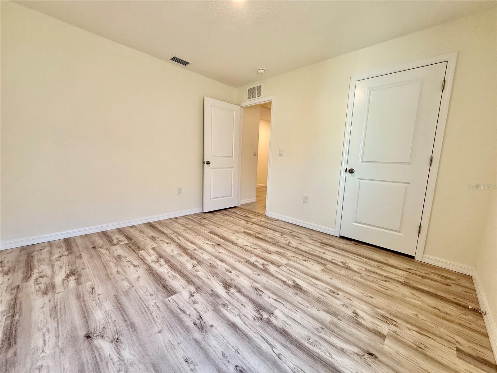 Image 7 of 16 For 4119 Autumn Amber Drive