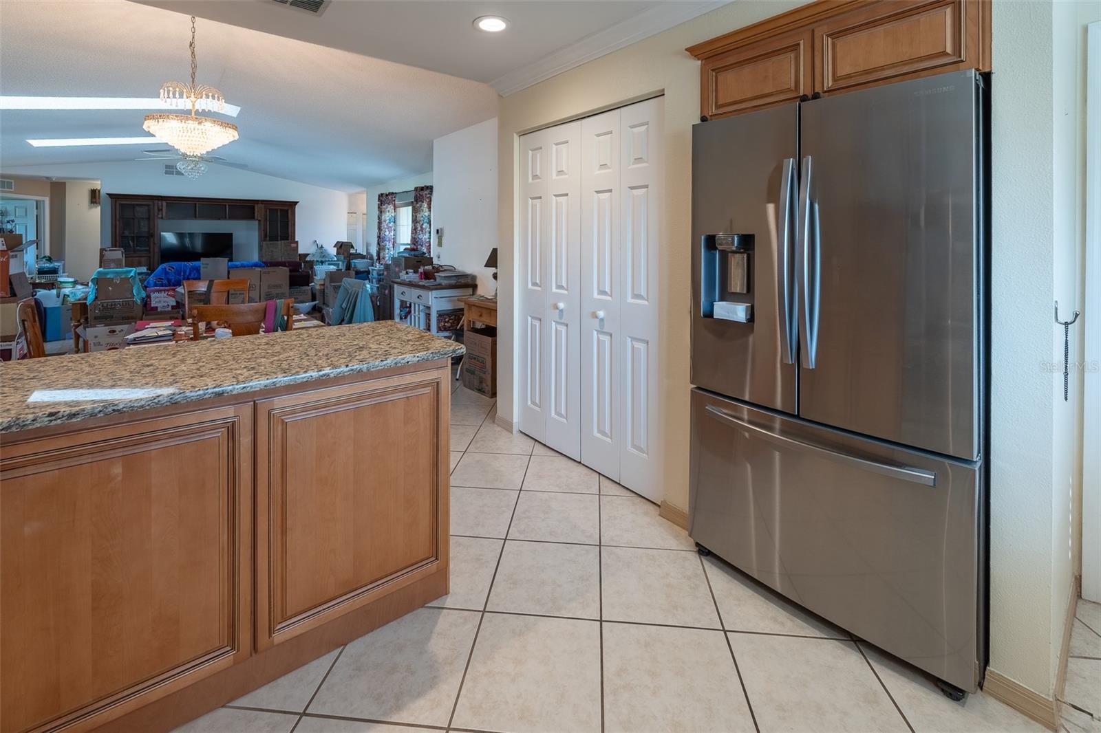Image 10 of 39 For 8611 65th Avenue Road