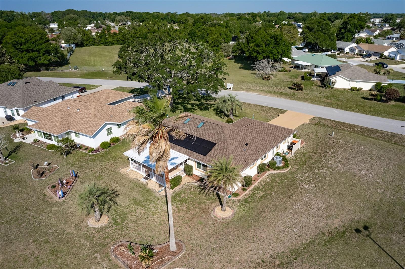 Image 32 of 39 For 8611 65th Avenue Road