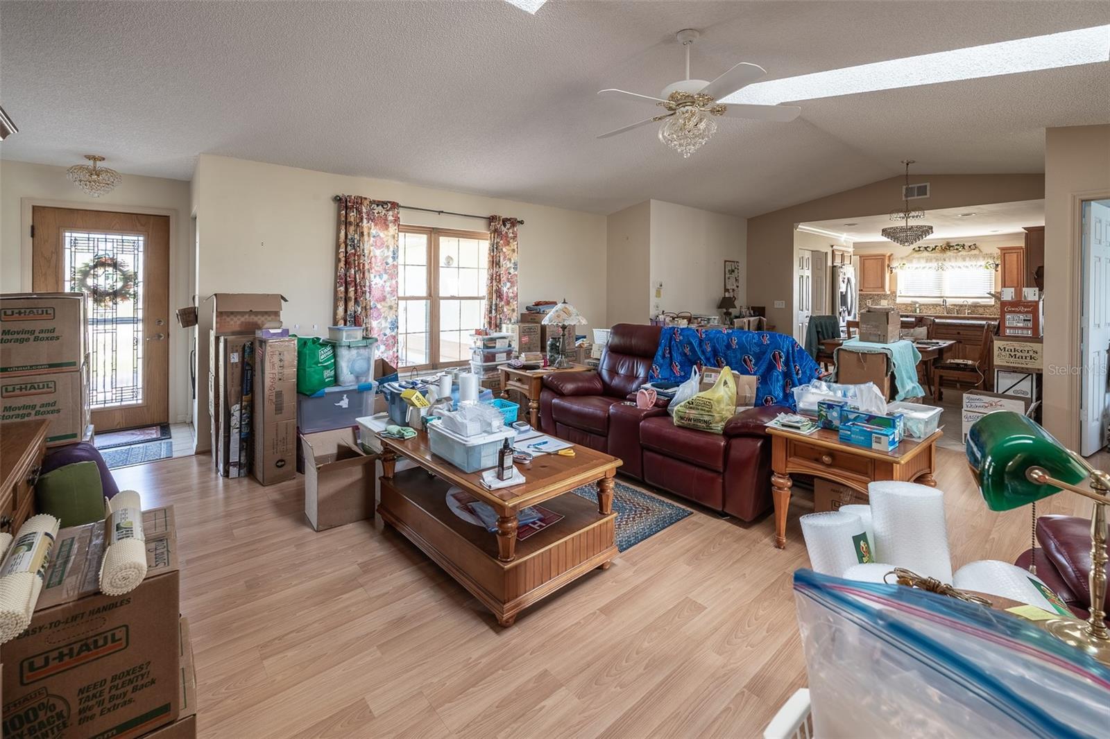 Image 4 of 39 For 8611 65th Avenue Road