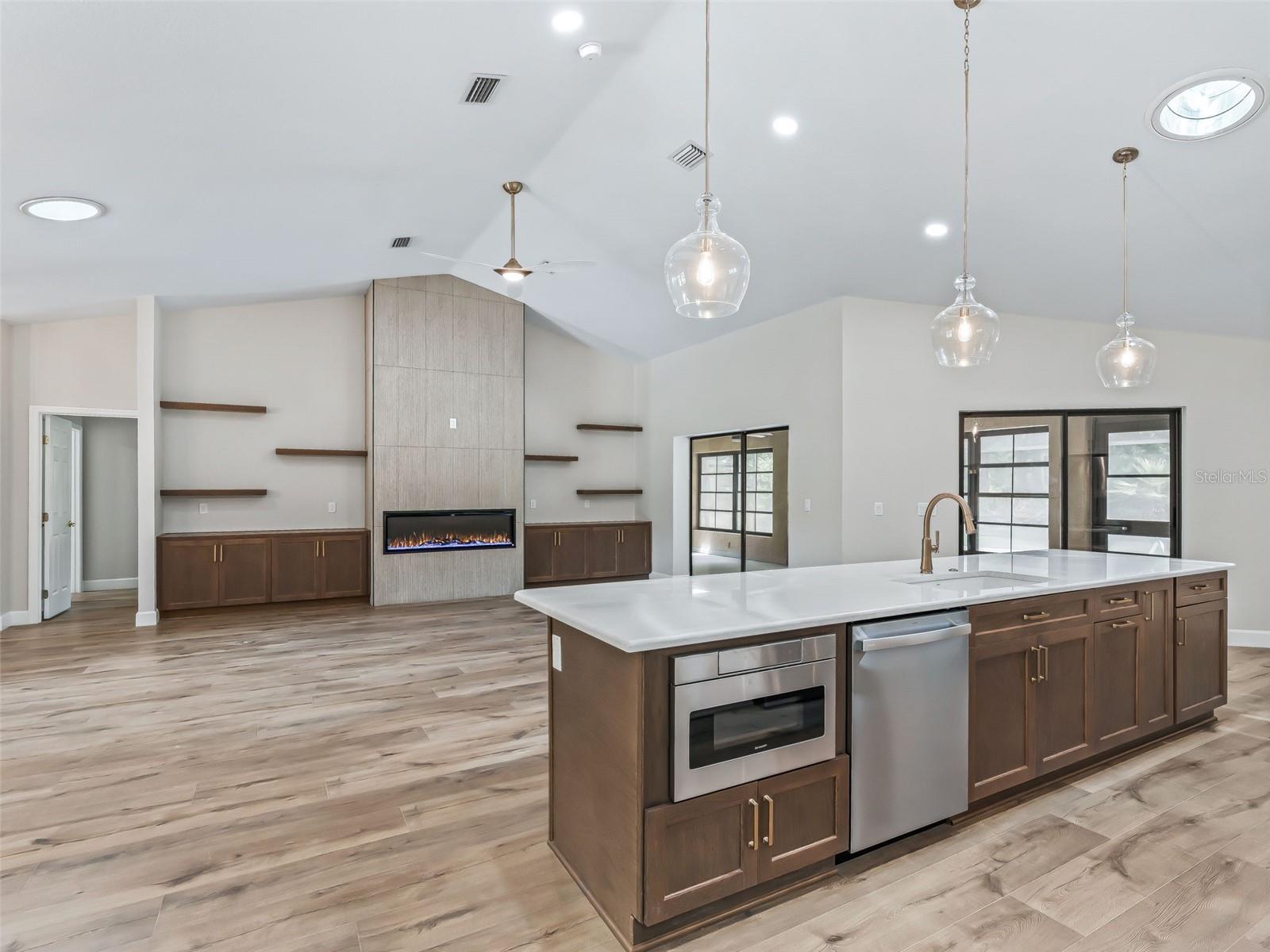 Image 17 of 40 For 1325 73rd Terrace