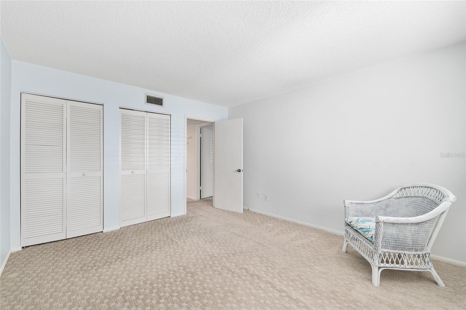 Image 32 of 47 For 467 Midway Drive A