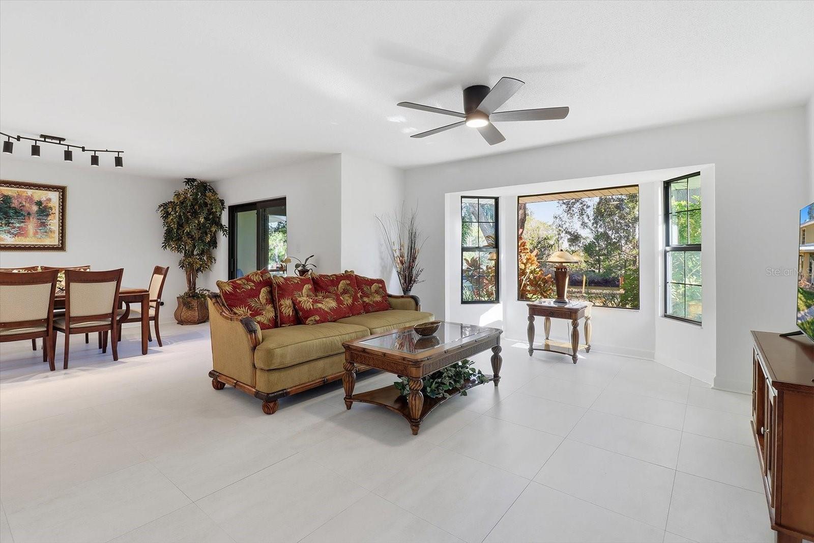 Image 10 of 56 For 11328 Bayshore Drive