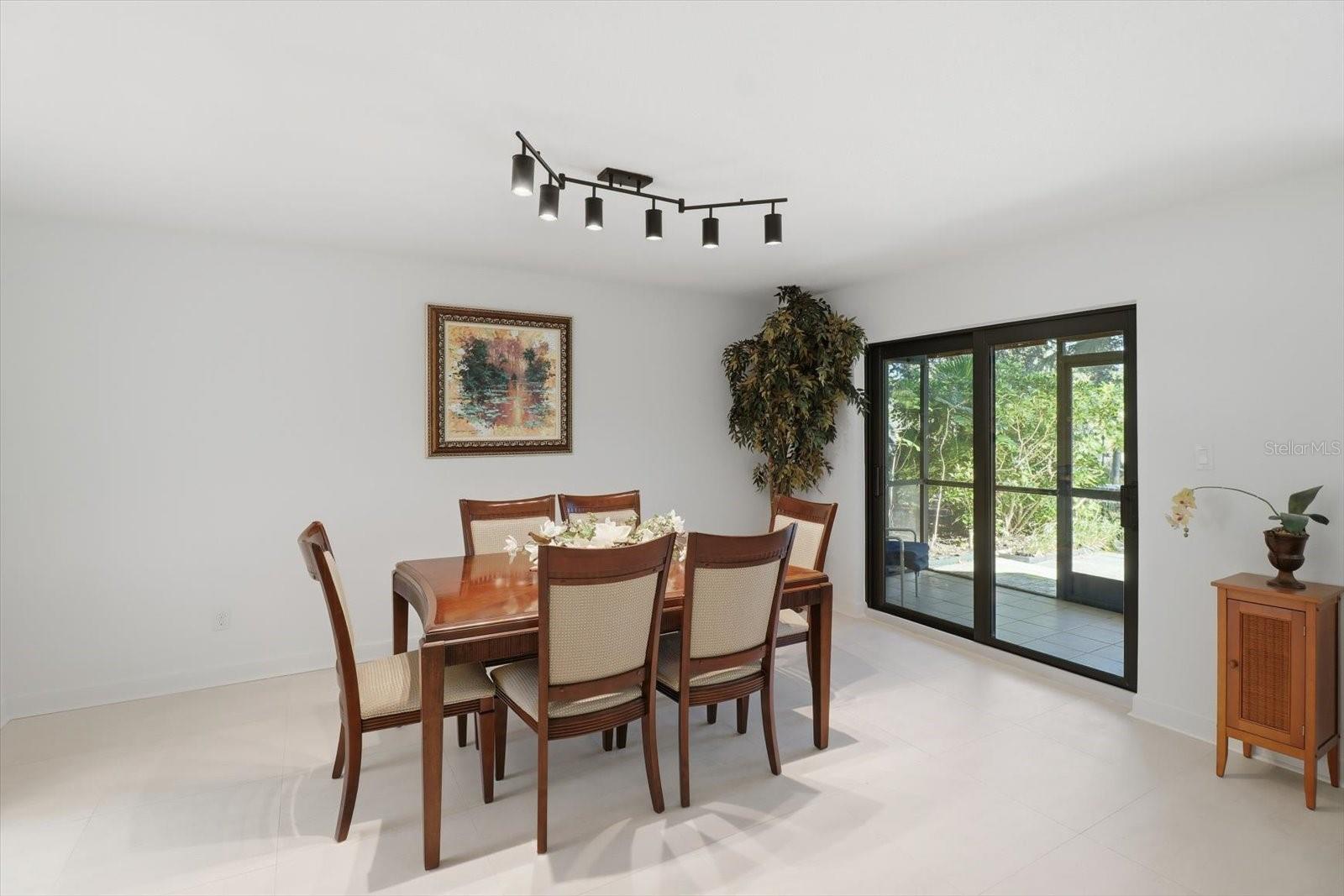 Image 12 of 56 For 11328 Bayshore Drive