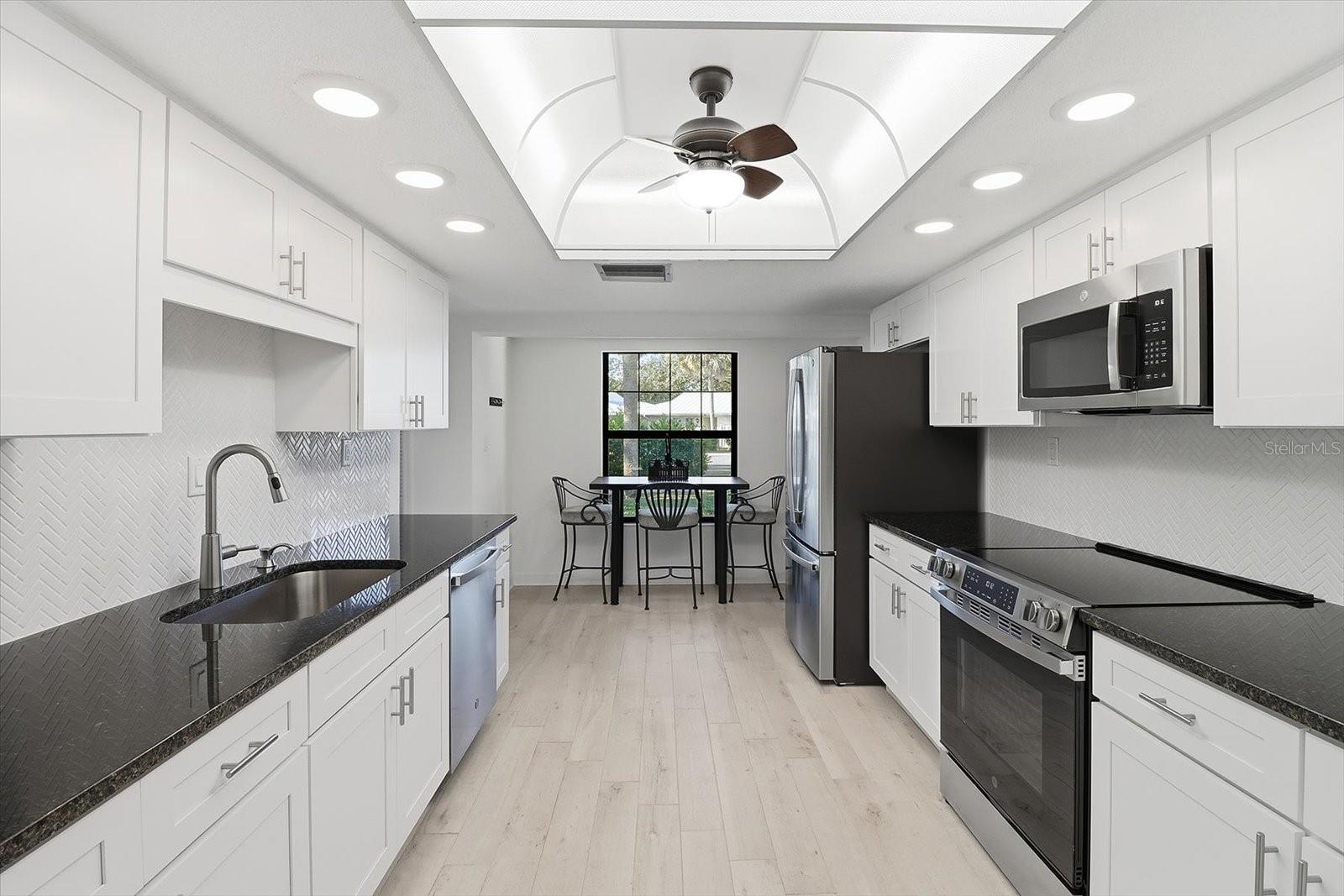 Image 14 of 56 For 11328 Bayshore Drive