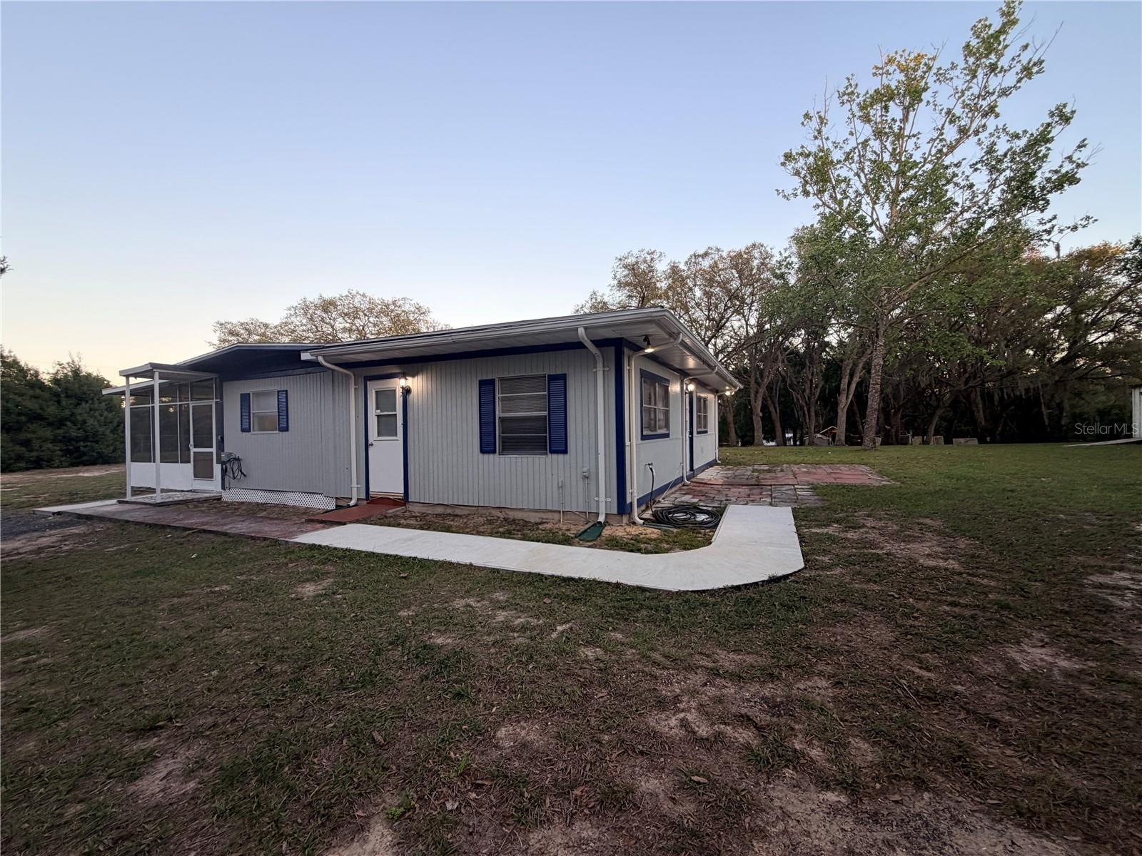 Image 11 of 70 For 4880 Highland Park Drive