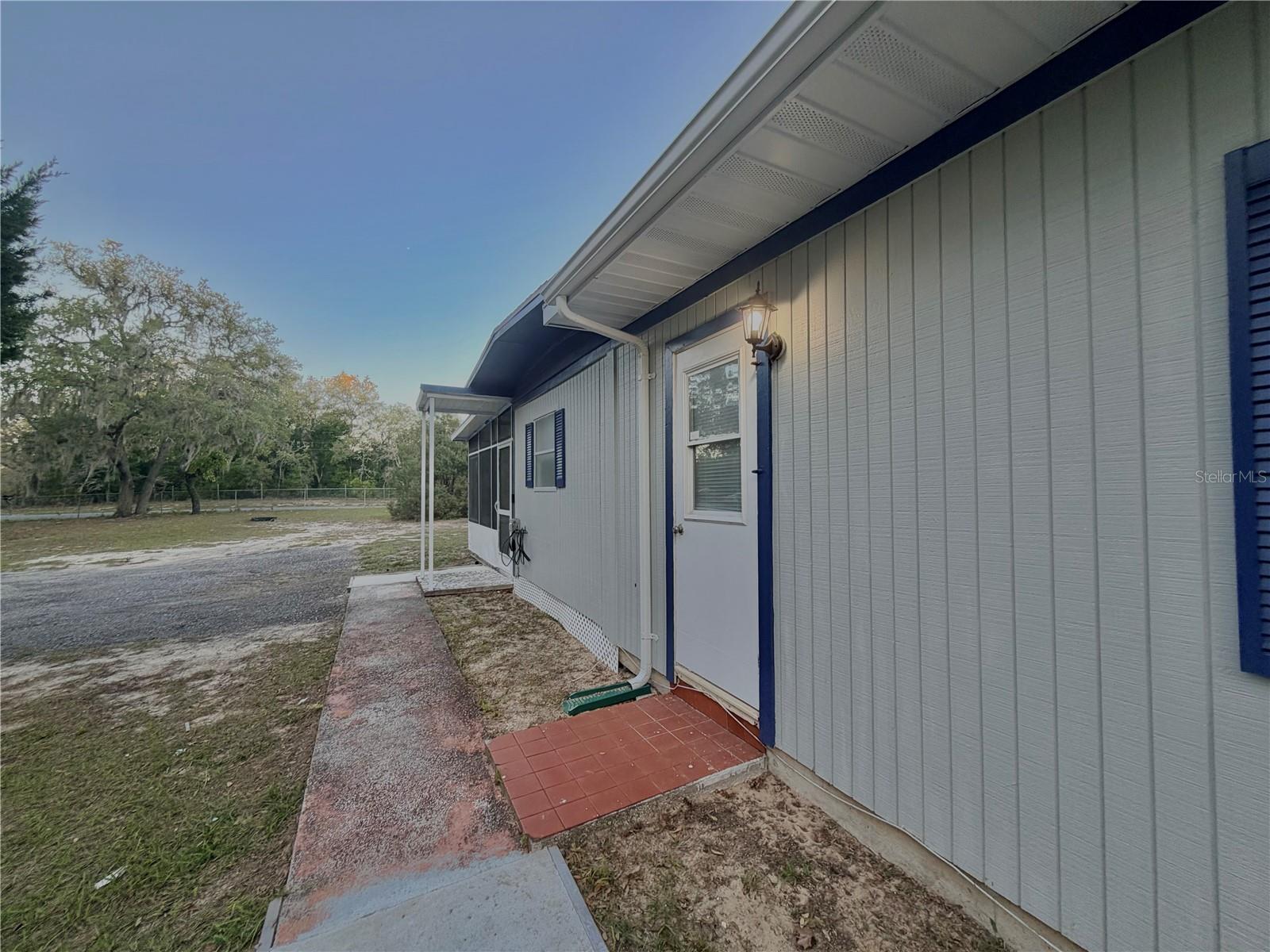 Image 13 of 70 For 4880 Highland Park Drive