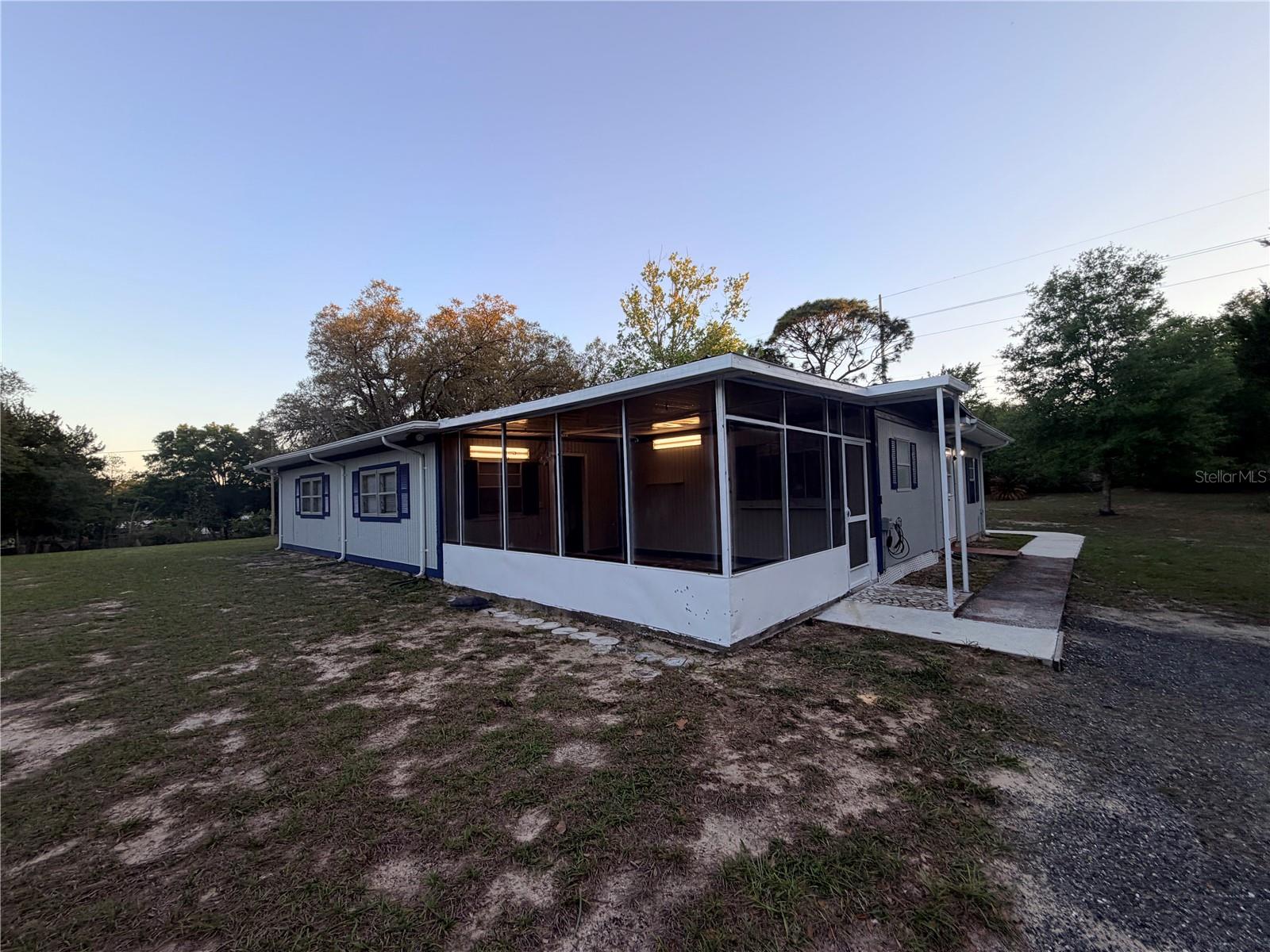 Image 16 of 70 For 4880 Highland Park Drive