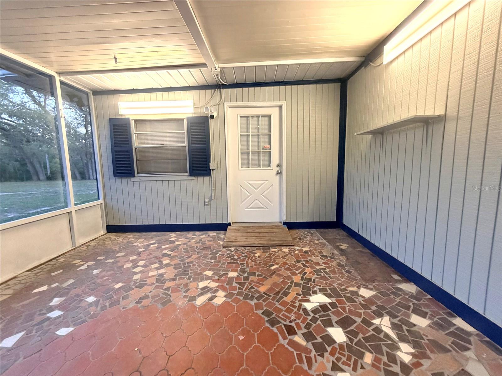 Image 22 of 70 For 4880 Highland Park Drive