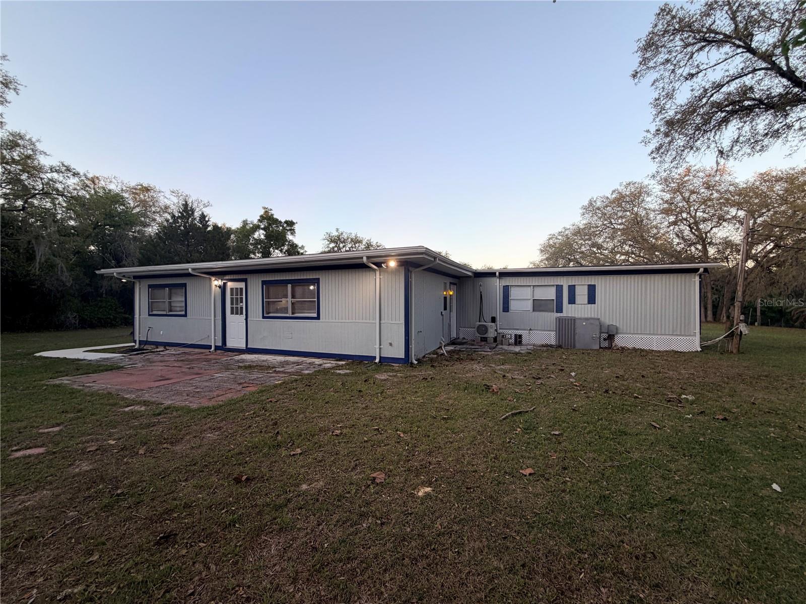Image 6 of 70 For 4880 Highland Park Drive