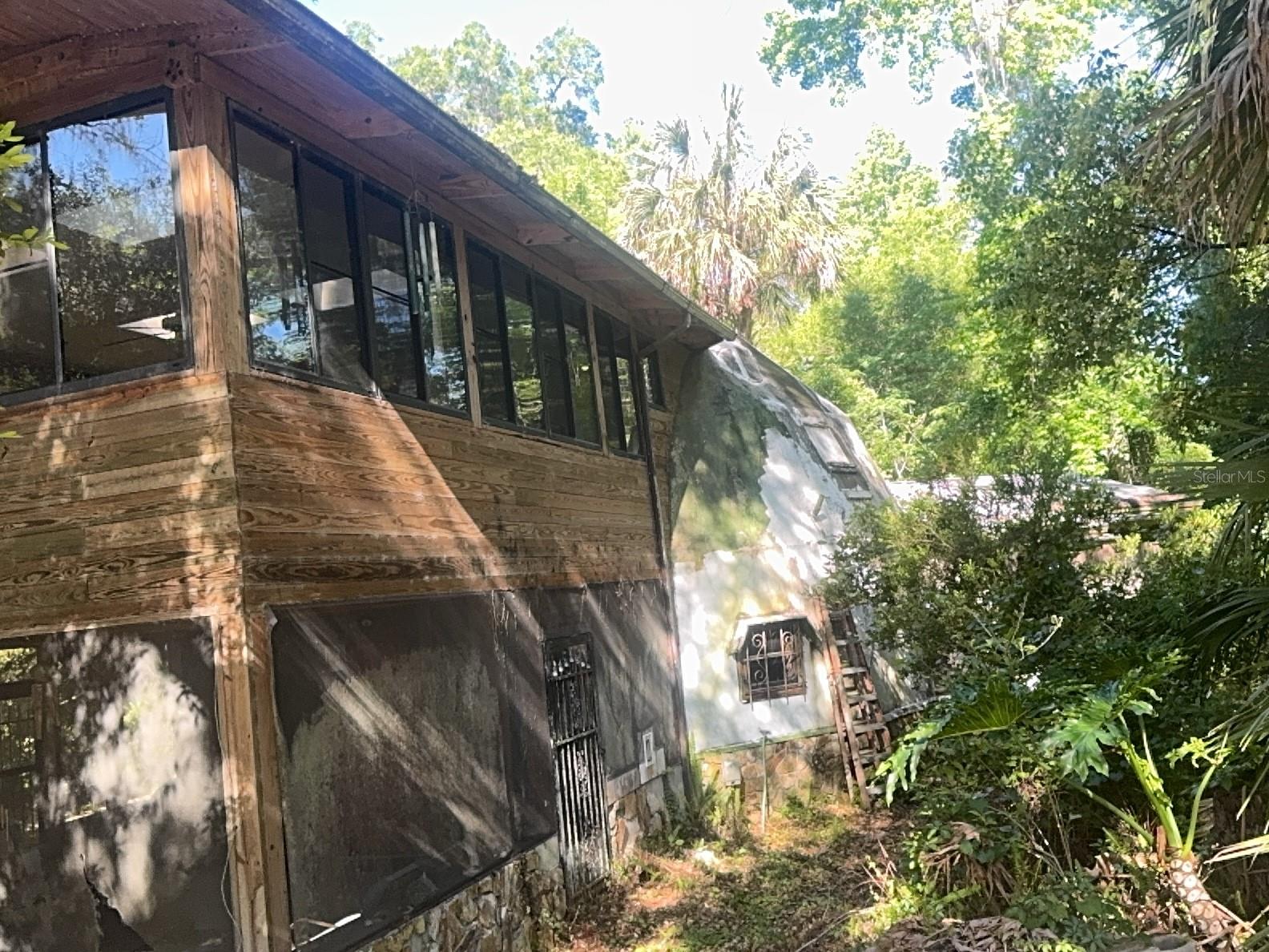 Image 20 of 59 For 2424 170th Street