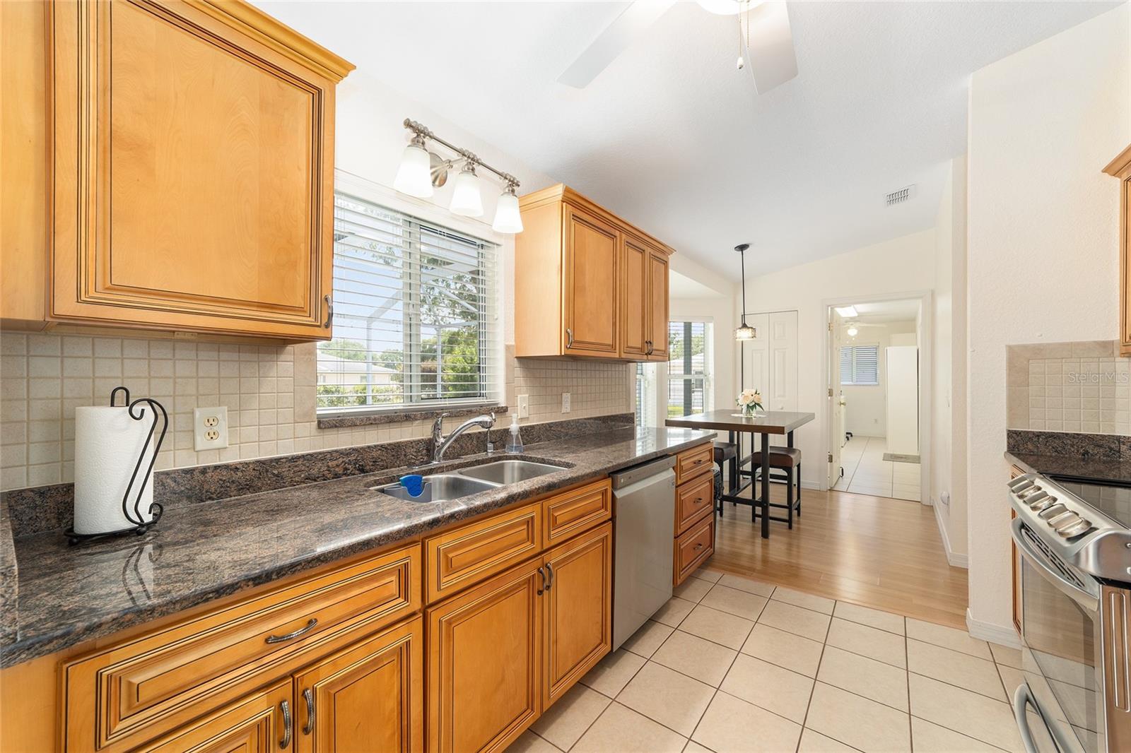 Image 12 of 40 For 10169 63rd Avenue