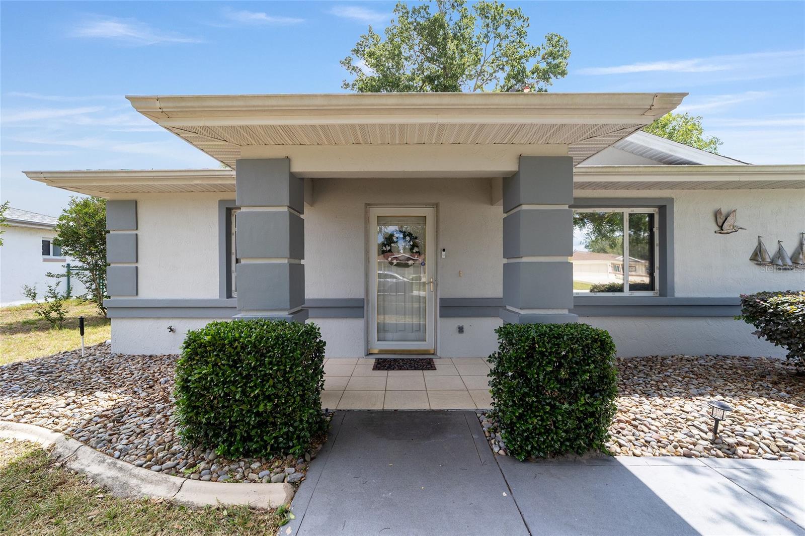 Image 4 of 40 For 10169 63rd Avenue