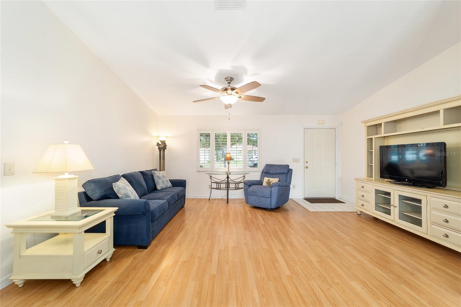 Image 6 of 40 For 10169 63rd Avenue