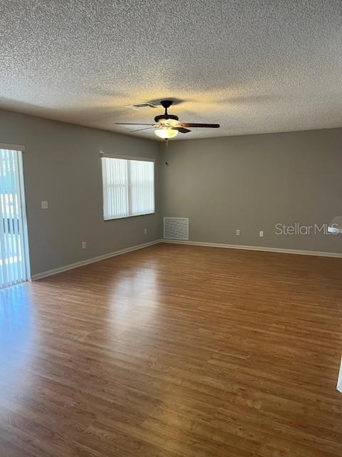 Image 11 of 14 For 9758 96th Street
