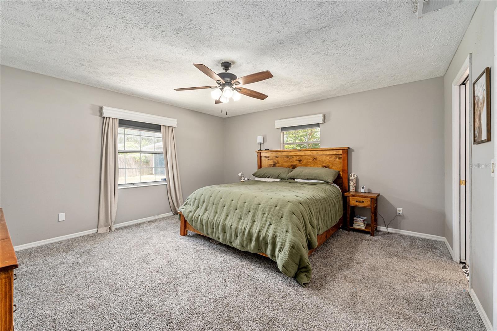 Image 30 of 59 For 986 57th Avenue
