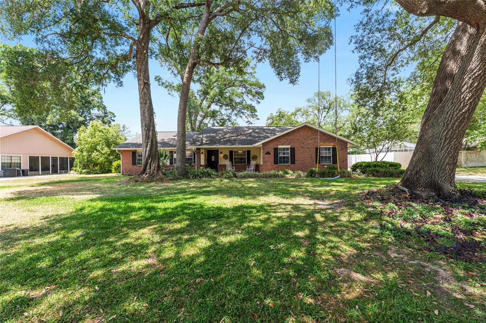 Image 4 of 59 For 986 57th Avenue