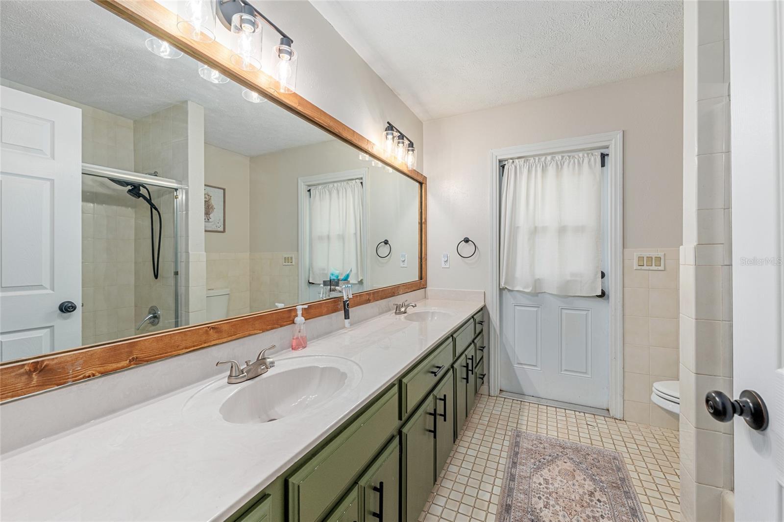 Image 42 of 59 For 986 57th Avenue