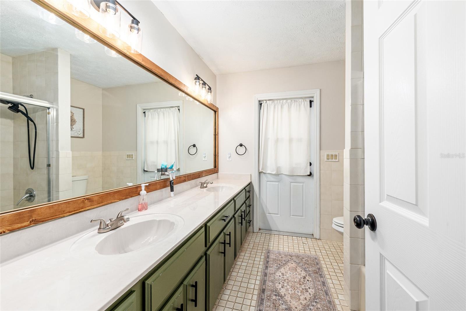 Image 43 of 59 For 986 57th Avenue