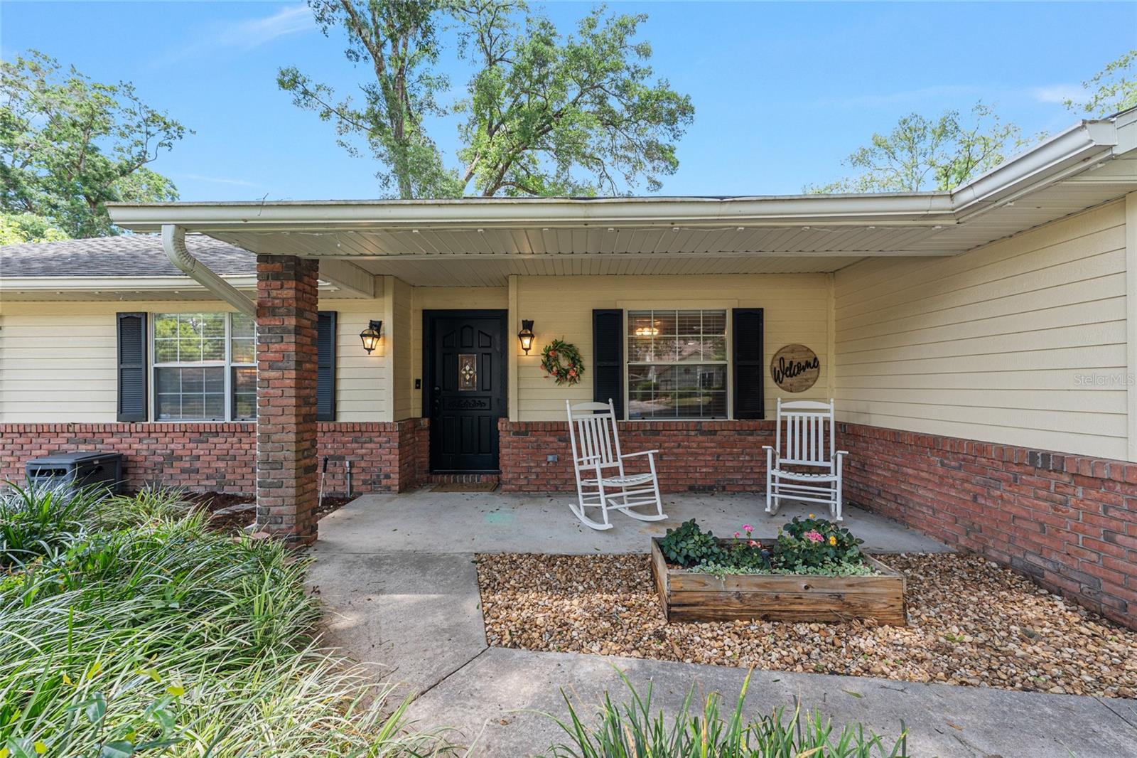 Image 6 of 59 For 986 57th Avenue