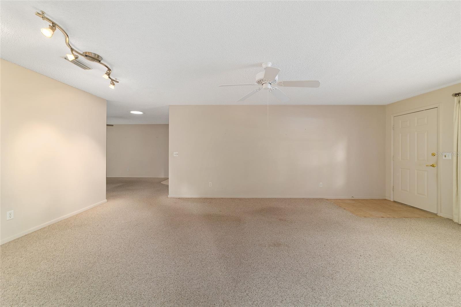Image 11 of 44 For 9121 83rd Court A