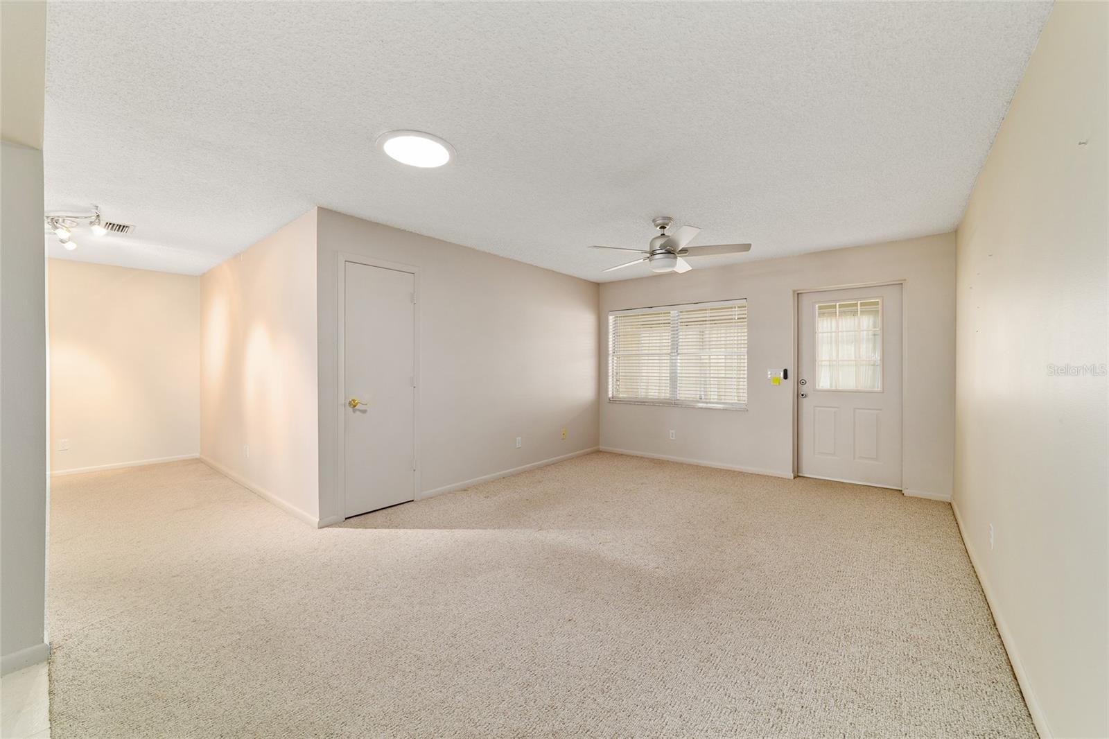 Image 21 of 44 For 9121 83rd Court A