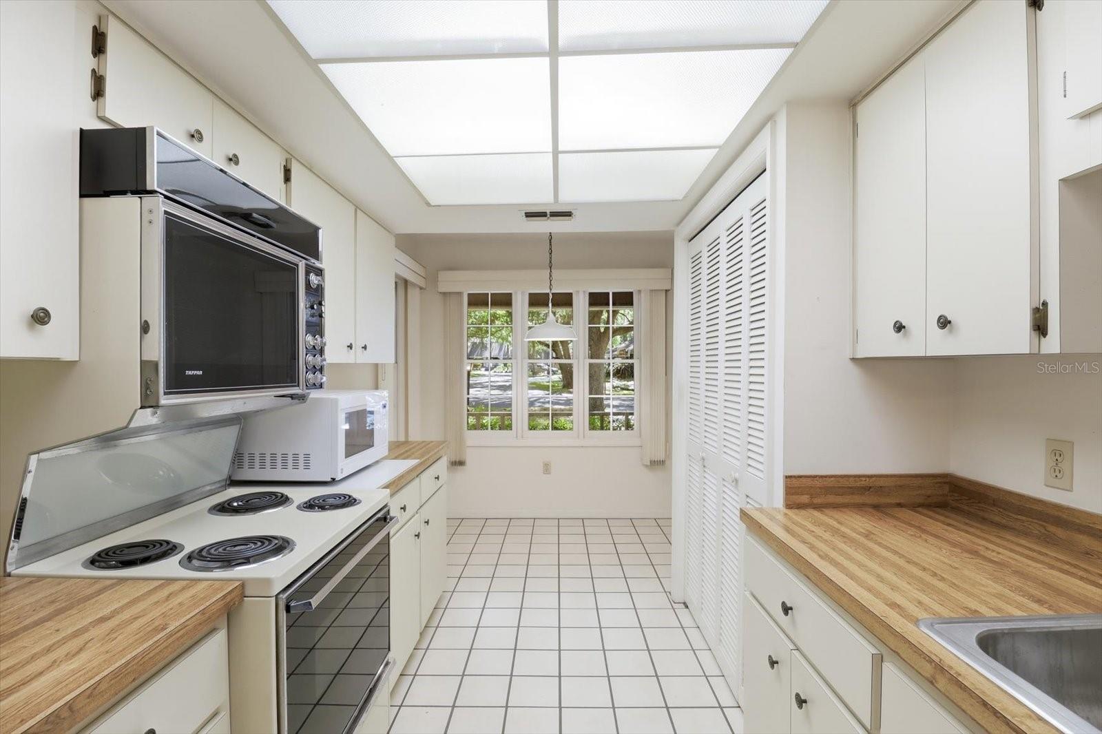 Image 17 of 46 For 3840 Parkside Village Terrace