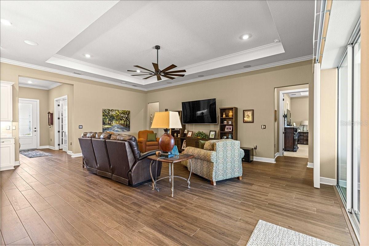 Image 17 of 54 For 5231 88th Circle