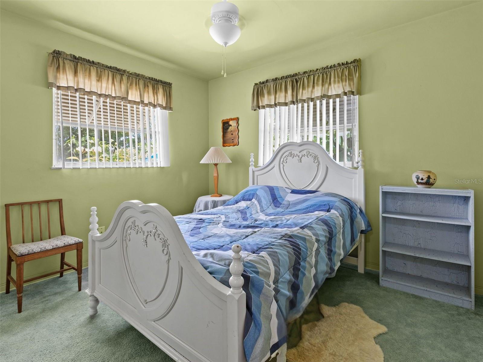 Image 8 of 25 For 2047 Greenbriar Boulevard