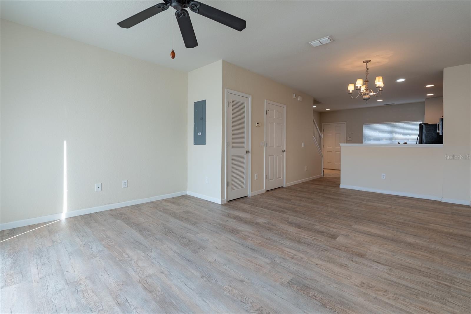 Image 6 of 50 For 4900 45 Street