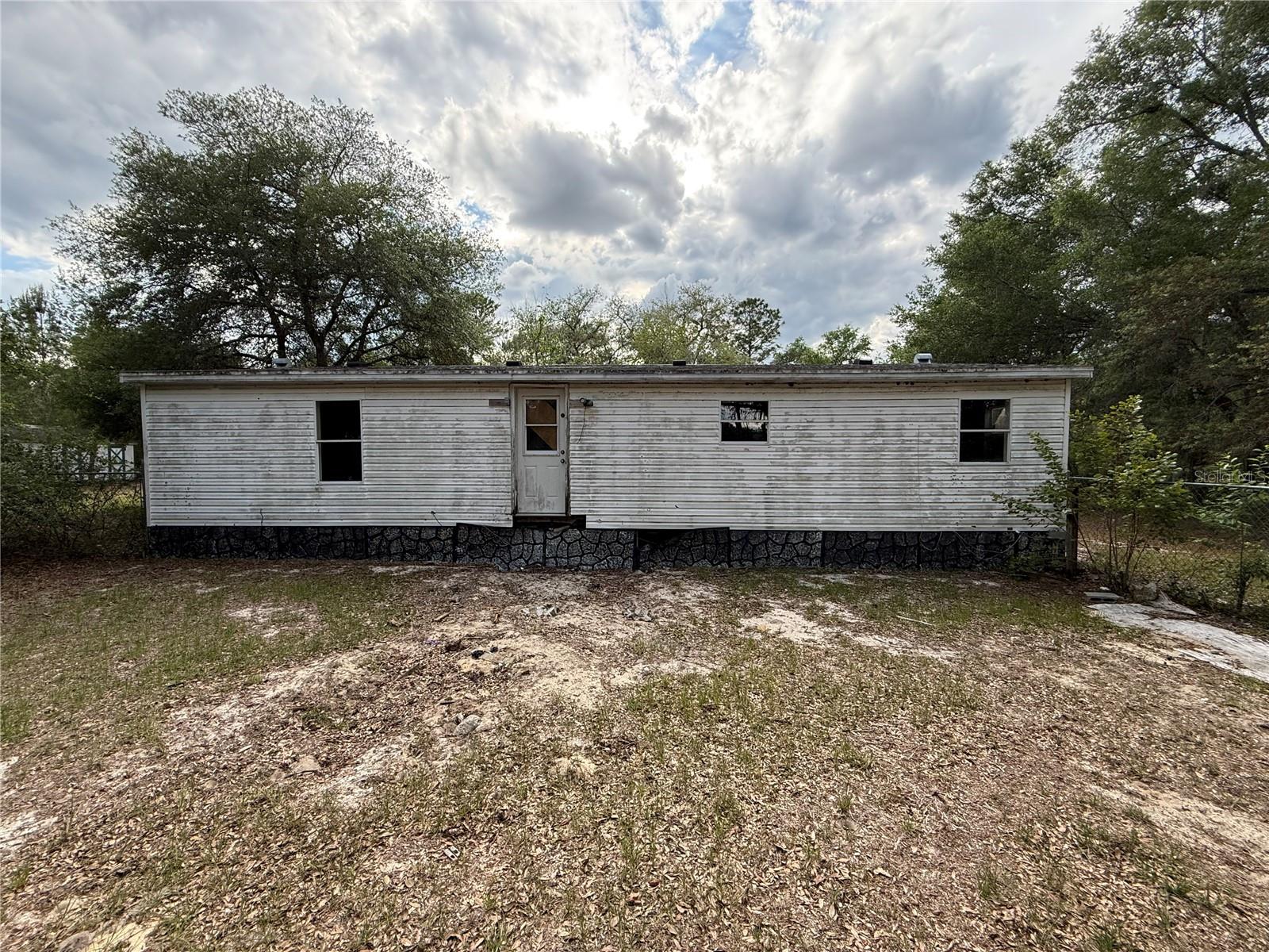 Image 21 of 25 For 18710 61st Street Road