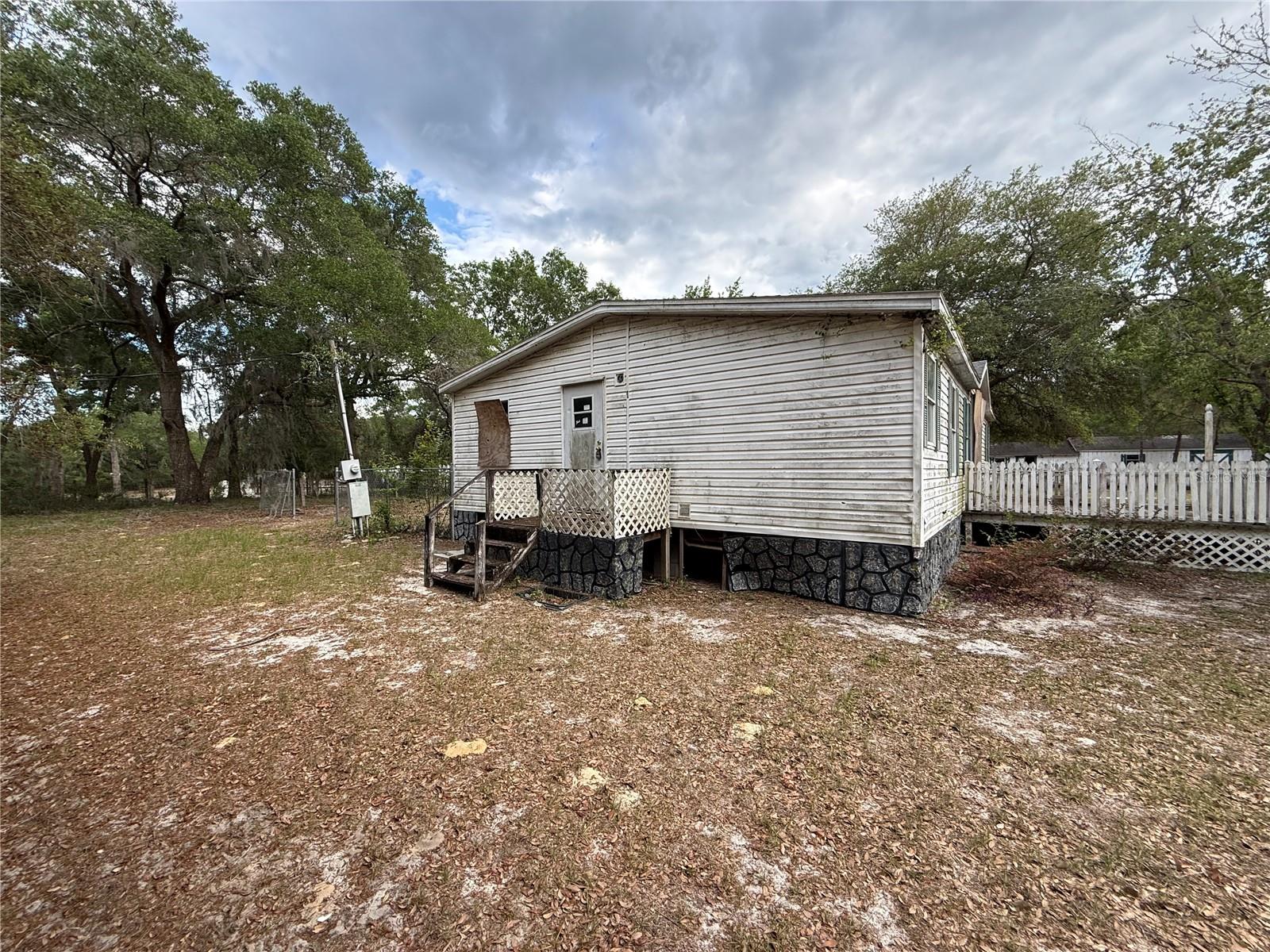 Image 6 of 25 For 18710 61st Street Road