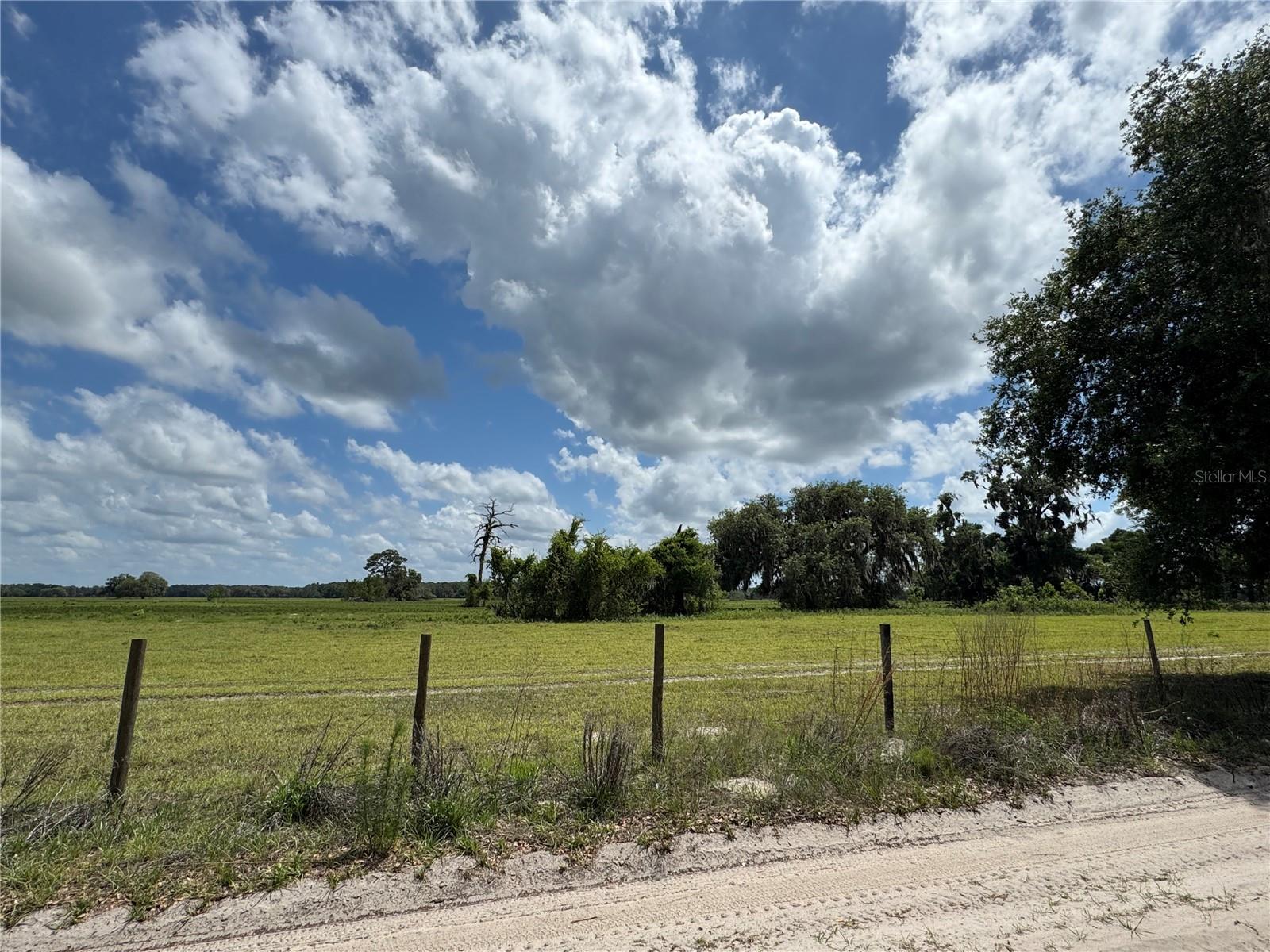 Image 4 of 96 For 10801 160th Street