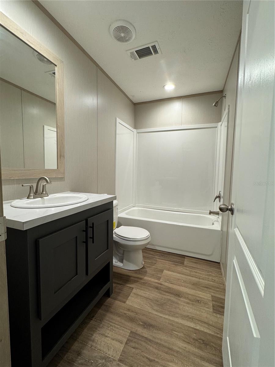 Image 50 of 96 For 10801 160th Street