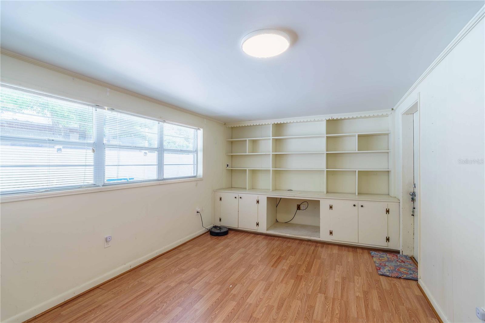 Image 34 of 46 For 3523 6th Street