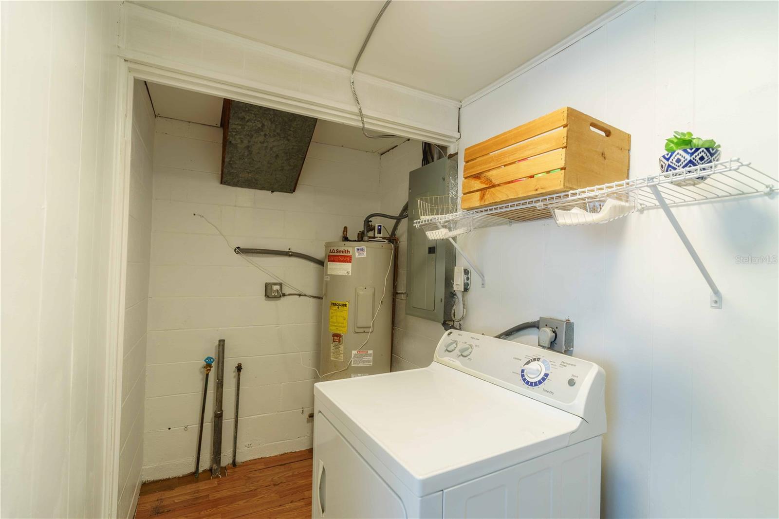 Image 36 of 46 For 3523 6th Street