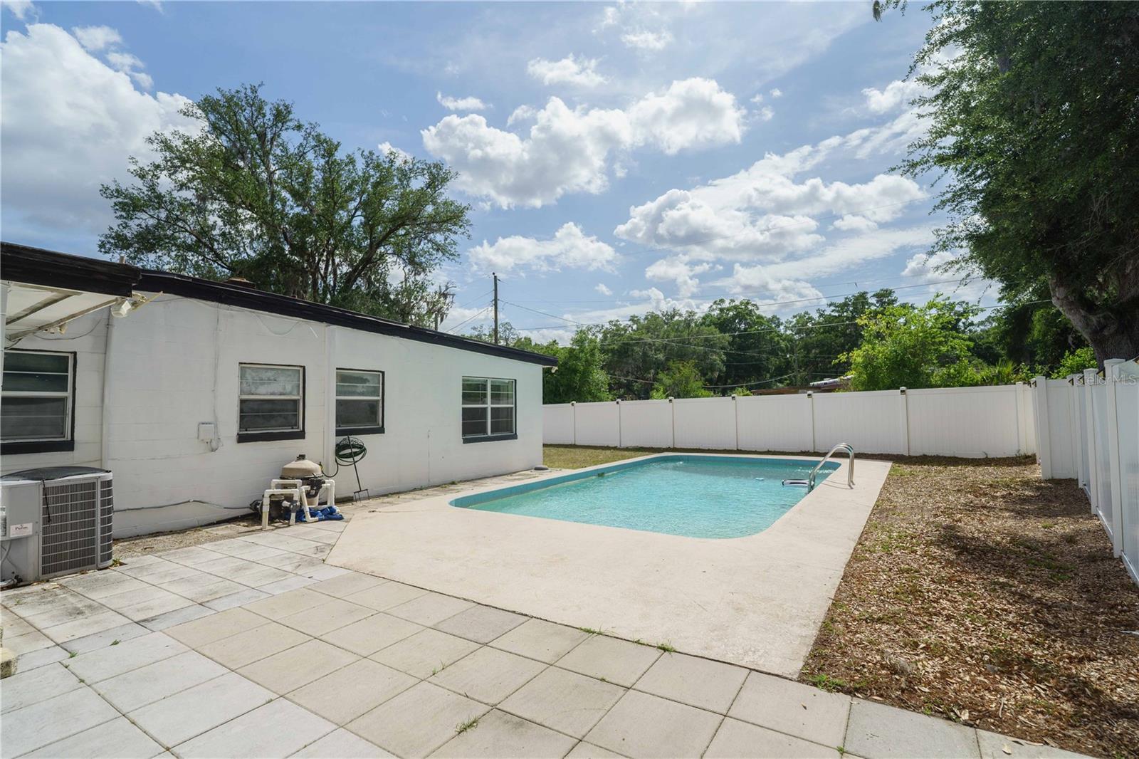 Image 40 of 46 For 3523 6th Street